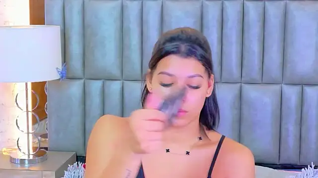 TiaraRosse online show from March 2026 03:43:01 AM