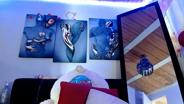 Snapshot of Maidi_ chatting on March 2025 03:14:02 PM Maidi online show from March 2025 03:14:02 PM