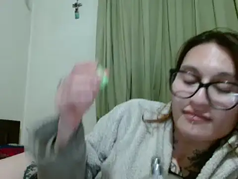 kittenlizz online show from December 2024 12:07:01 AM