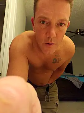 Snapshot of Bigtater1999 chatting on September 2025 11:06:02 PM Bigtater1999 online show from September 2025 11:06:02 PM