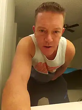 Snapshot of Bigtater1999 chatting on October 2025 11:14:01 PM Bigtater1999 online show from October 2025 11:14:01 PM