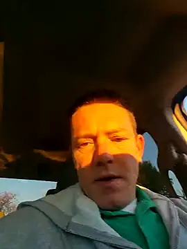 Snapshot of Bigtater1999 chatting on October 2025 11:42:01 AM Bigtater1999 online show from October 2025 11:42:01 AM