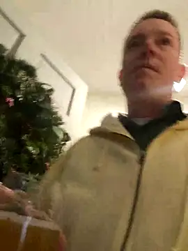 Bigtater1999 online show from December 2025 10:27:02 PM