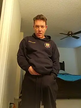 Bigtater1999 online show from February 2026 03:10:01 PM