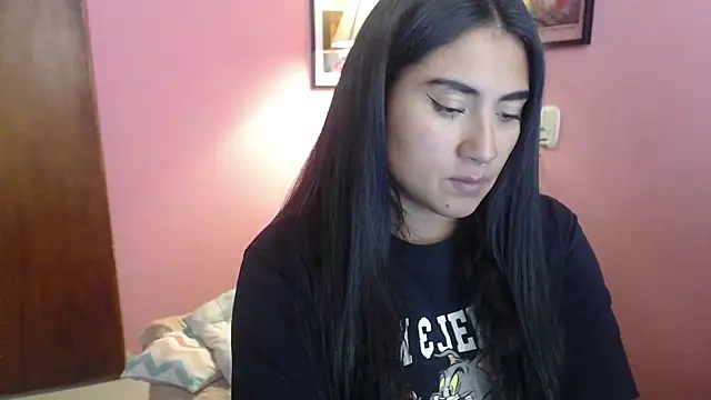 bunnyemilyrose36 online show from January 2026 08:01:01 PM