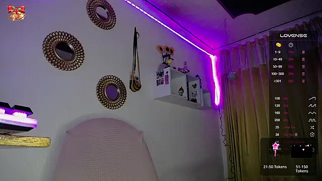 Snapshot of Soffy-brooks chatting on December 2024 05:56:02 AM Soffy-brooks online show from December 2024 05:56:02 AM