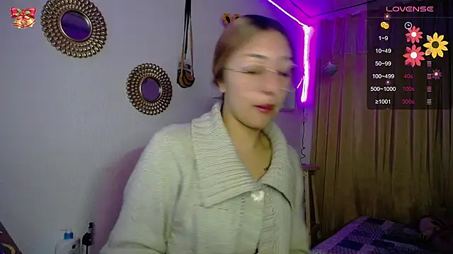 Snapshot of Soffy-brooks chatting on December 2024 05:04:01 AM Soffy-brooks online show from December 2024 05:04:01 AM