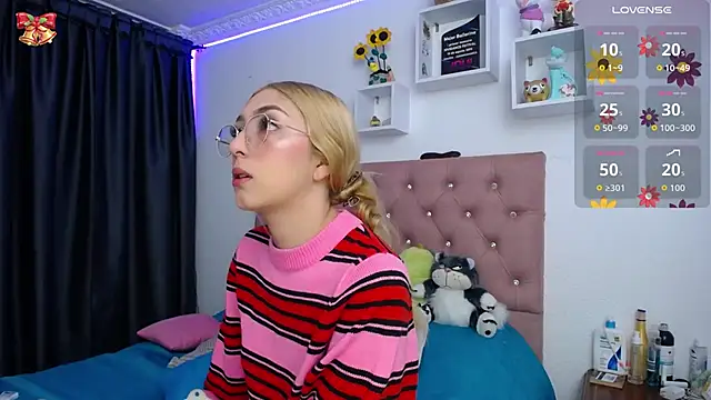 Snapshot of Soffy-brooks chatting on October 2025 05:04:02 AM Soffy-brooks online show from October 2025 05:04:02 AM