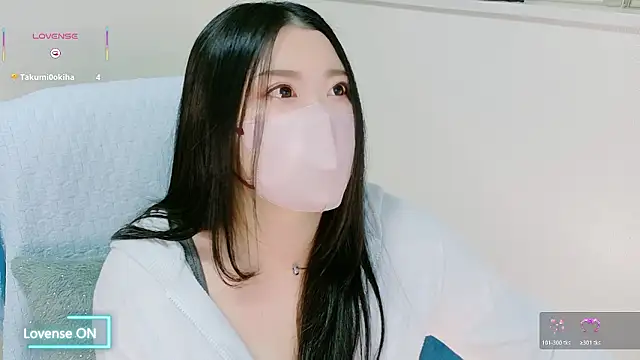 Snapshot of yukinko_o_ chatting on May 2026 12:44:02 PM yukinko o online show from May 2026 12:44:02 PM