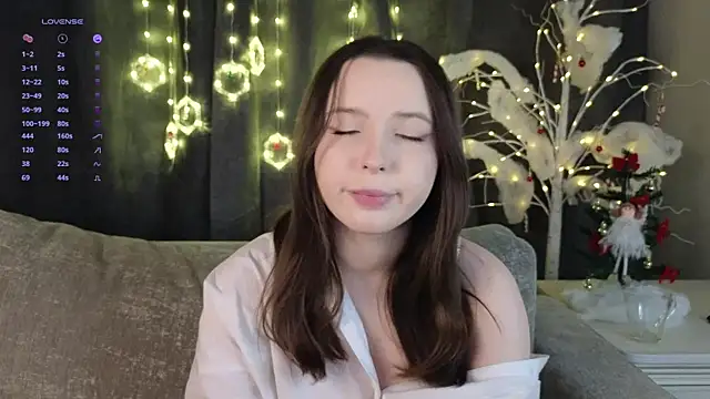 GarynAnstead online show from December 2024 02:34:02 PM