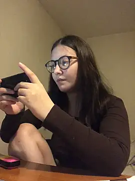 Prudie Gabriella online show from February 2025 06:12:01 PM