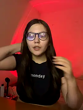 Prudie Gabriella online show from October 2025 06:26:02 PM