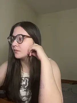 Prudie Gabriella online show from November 2025 06:55:02 PM