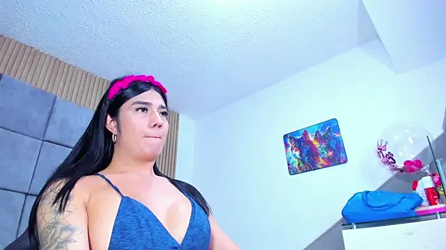 ZachaTompson online show from April 2026 07:58:01 PM