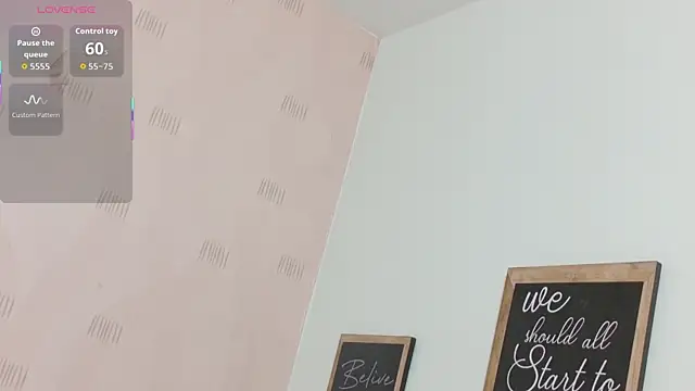 hotlatinateacher online show from October 2025 07:49:02 PM