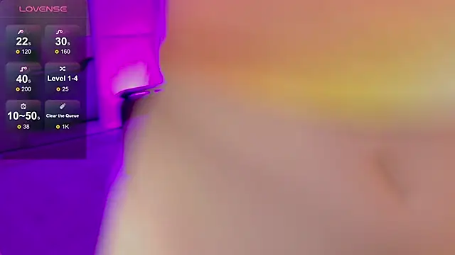 Snapshot of School_Love chatting on February 2025 01:10:02 PM School Love online show from February 2025 01:10:02 PM