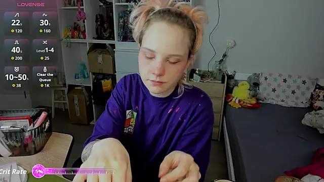 School Love online show from December 2025 07:05:01 AM