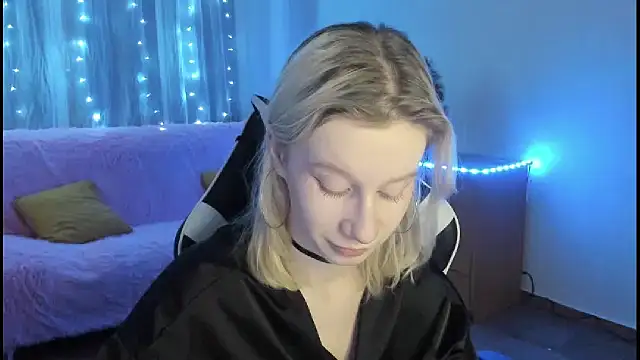 EnigmaSee online show from December 2025 01:13:01 AM