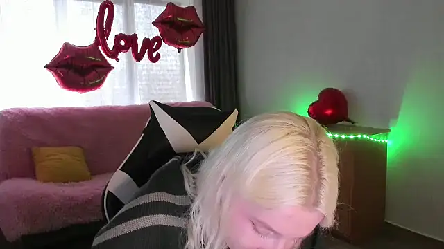 EnigmaSee online show from April 2026 09:23:02 AM