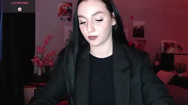 Fluffy Tiffy online show from February 2025 08:03:01 AM