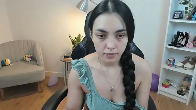  BellaEvans  online show from February 2025 05:52:02 AM