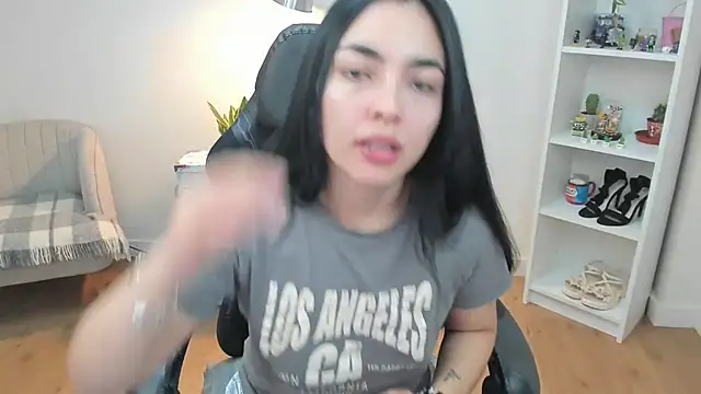  BellaEvans  online show from March 2026 05:46:01 AM