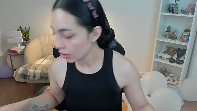  BellaEvans  online show from April 2026 04:50:02 AM