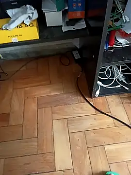 lobomisterioso13 online show from December 2024 02:44:01 PM