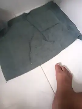 lobomisterioso13 online show from February 2026 05:42:02 PM