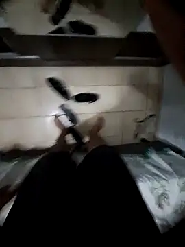 Snapshot of novinho21_062 chatting on September 2025 10:22:02 PM novinho21 062 online show from September 2025 10:22:02 PM