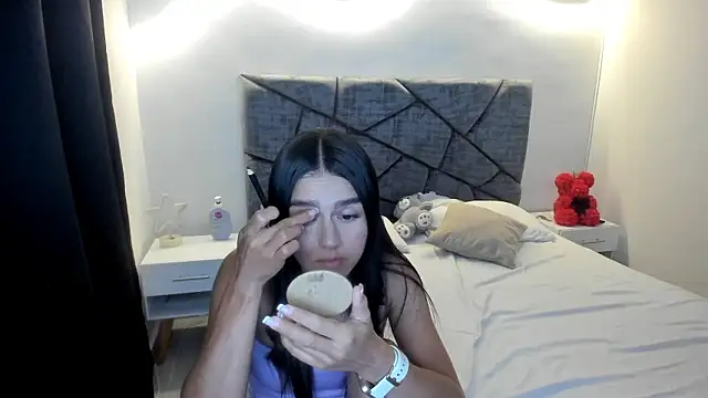 cloe fox online show from March 2026 07:27:02 AM