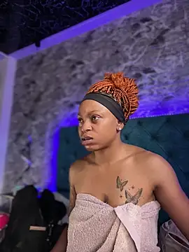 Melany Williams online show from November 2025 12:41:02 PM