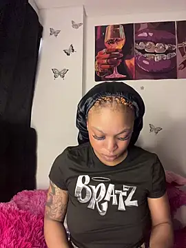 Snapshot of Melany_Williams chatting on May 2026 02:01:02 PM Melany Williams online show from May 2026 02:01:02 PM