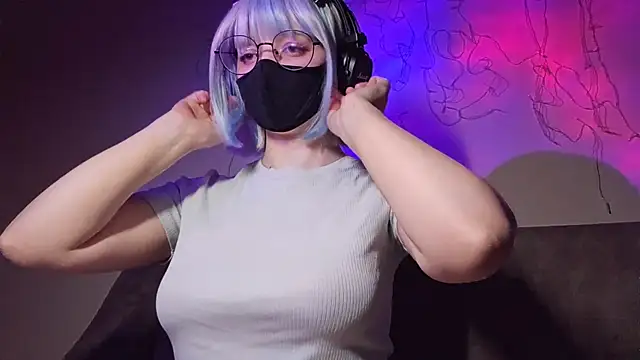 DanaWard online show from December 2025 10:29:01 PM