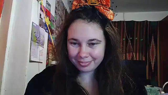 Cora Maro online show from November 2025 12:07:01 PM