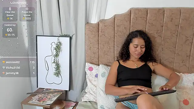 Snapshot of Ammy_nova chatting on February 2025 10:41:01 PM Ammy nova online show from February 2025 10:41:01 PM