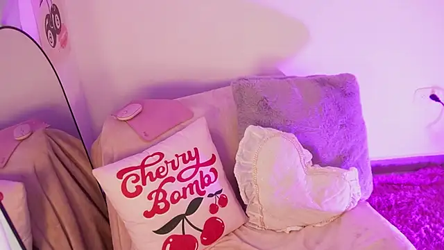 Snapshot of salome-brown chatting on March 2026 08:15:02 PM salome-brown online show from March 2026 08:15:02 PM