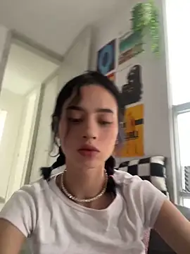 Snapshot of salome-brown chatting on May 2026 10:14:02 PM salome-brown online show from May 2026 10:14:02 PM