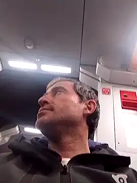 openlegsforyou online show from November 2025 06:12:01 PM