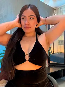 emmily d online show from December 2025 05:52:01 PM