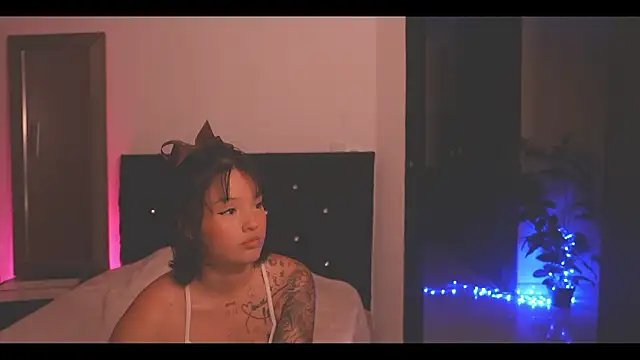 LorenRosse online show from February 2026 11:54:01 PM