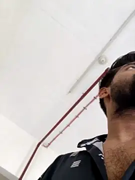 INDIANBOY7439 online show from May 2026 06:33:01 AM