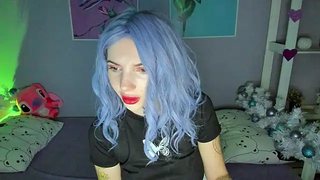 Snapshot of AnneTenet chatting on December 2024 06:12:02 AM AnneTenet online show from December 2024 06:12:02 AM