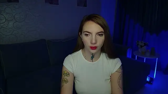 Snapshot of AnneTenet chatting on November 2025 09:13:02 AM AnneTenet online show from November 2025 09:13:02 AM