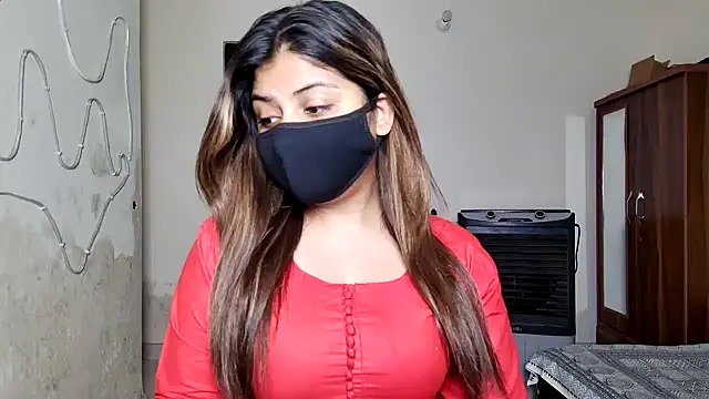 Hoty-Shivangi online show from May 2026 02:45:02 PM