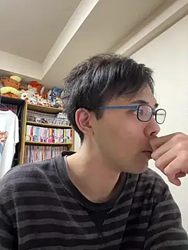 Snapshot of ryusei18570 chatting on December 2024 01:36:02 PM ryusei18570 online show from December 2024 01:36:02 PM