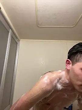 Snapshot of ryusei18570 chatting on March 2025 02:42:02 PM ryusei18570 online show from March 2025 02:42:02 PM