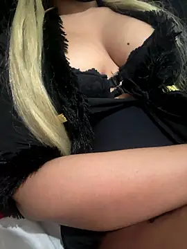 Snapshot of sexy-hadiil chatting on January 2026 12:37:01 AM sexy-hadiil online show from January 2026 12:37:01 AM