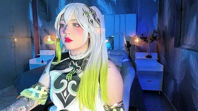 Snapshot of AHRI_LEE chatting on December 2024 03:20:01 AM AHRI LEE online show from December 2024 03:20:01 AM