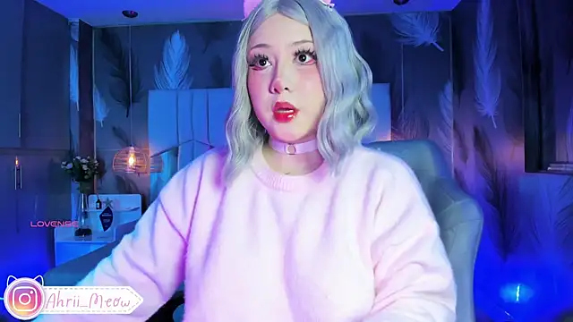 Snapshot of AHRI_LEE chatting on January 2025 10:56:02 PM AHRI LEE online show from January 2025 10:56:02 PM